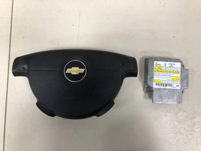 Подушка безопасности в рулевое колесо Chevrolet Aveo T250 2005-2011