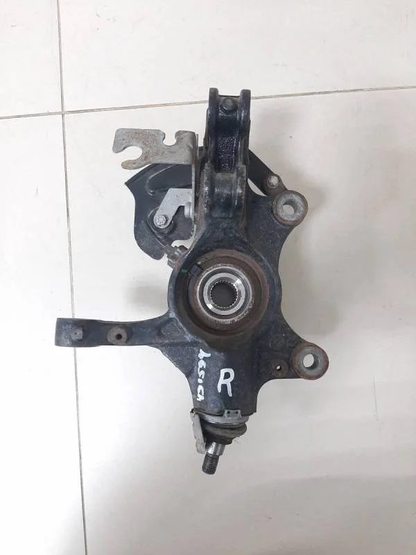 Кулак поворотный передний правый Peugeot Traveller 2016>