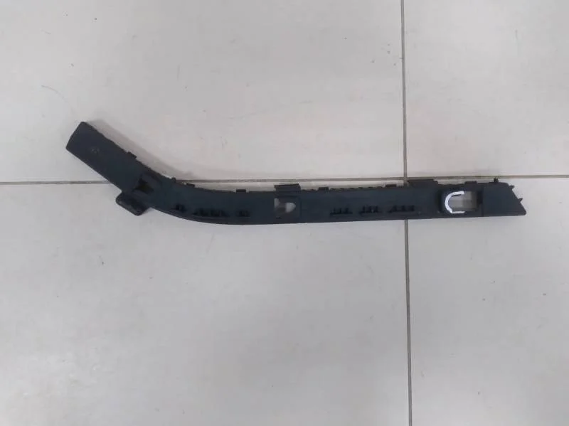 Кронштейн заднего бампера правый Kia Rio 3 (UB) 2011-2017