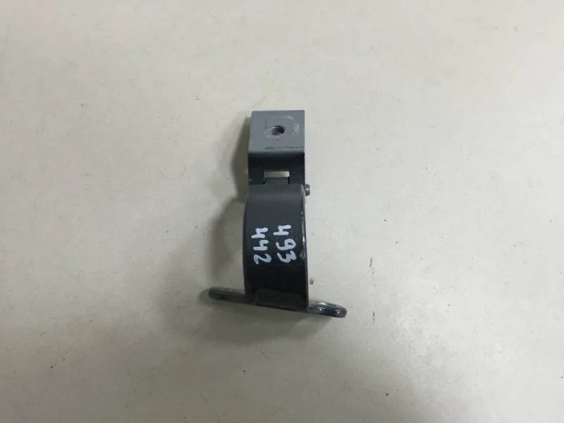 Петля двери багажника Volkswagen Polo (Mk6) 2020>