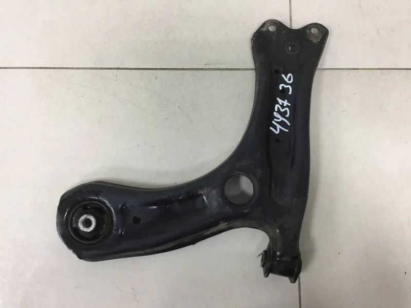 Рычаг передний левый Volkswagen Polo (Sed RUS) 2011>