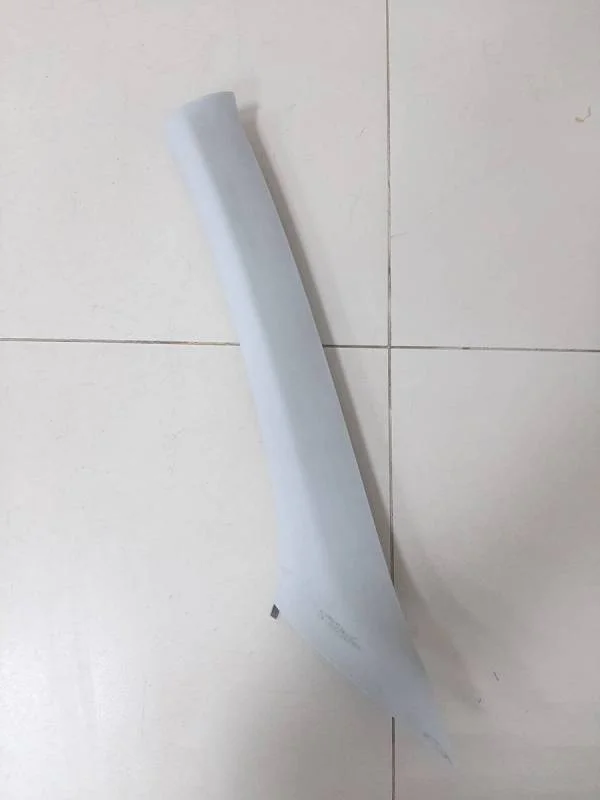 Обшивка стойки Skoda Rapid 2012-2020