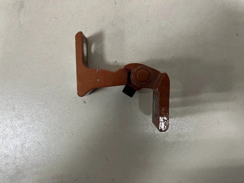 Петля двери Skoda Karoq 2017>