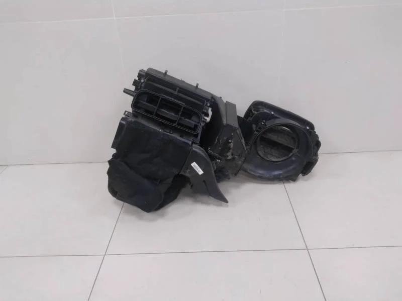 Корпус отопителя Skoda Rapid 2012-2020