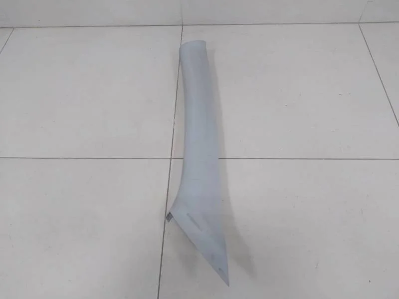 Обшивка стойки Skoda Rapid 2012-2020