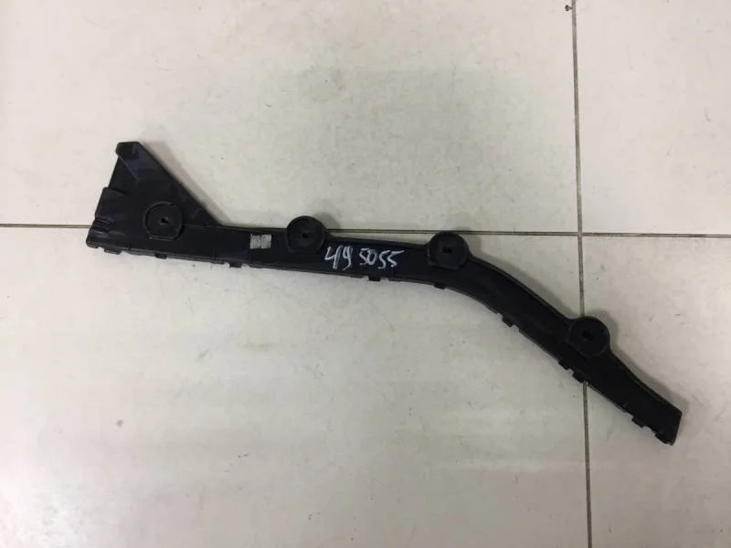 Кронштейн заднего бампера правый Skoda Rapid 2012-2020