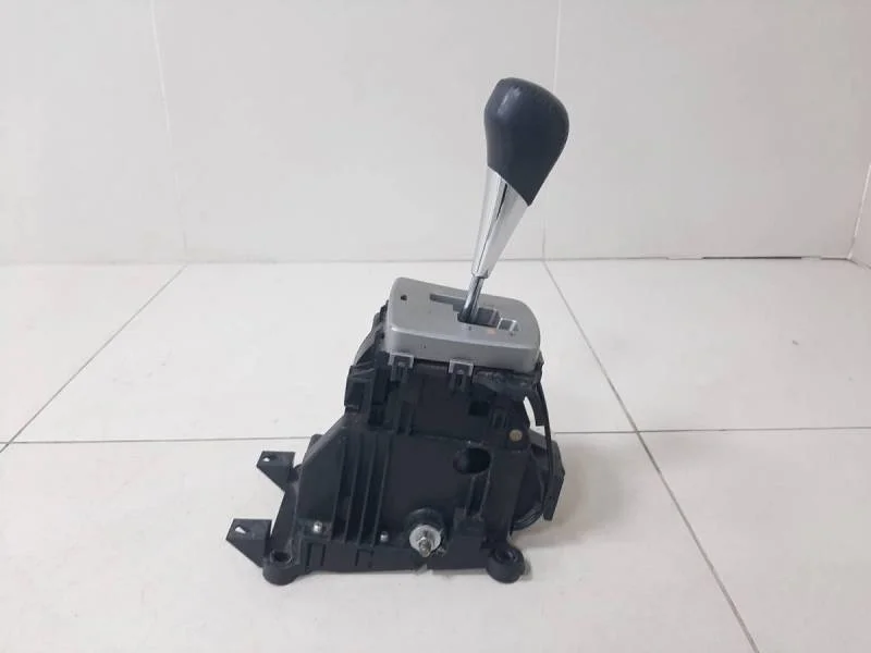 Кулиса КПП Toyota Corolla E150 2006-2013