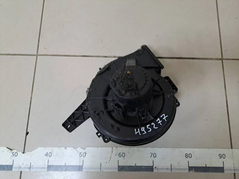 Моторчик отопителя Skoda Rapid 2012-2020