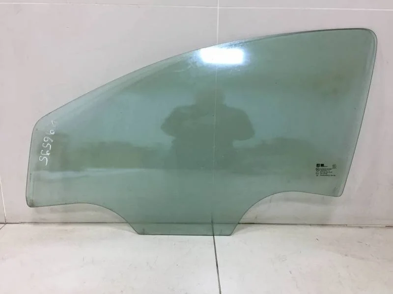 Стекло двери передней левой Chevrolet Aveo T300 2011>