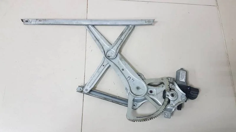 Стеклоподъемник электр. передний правый Toyota Corolla E180 2013>