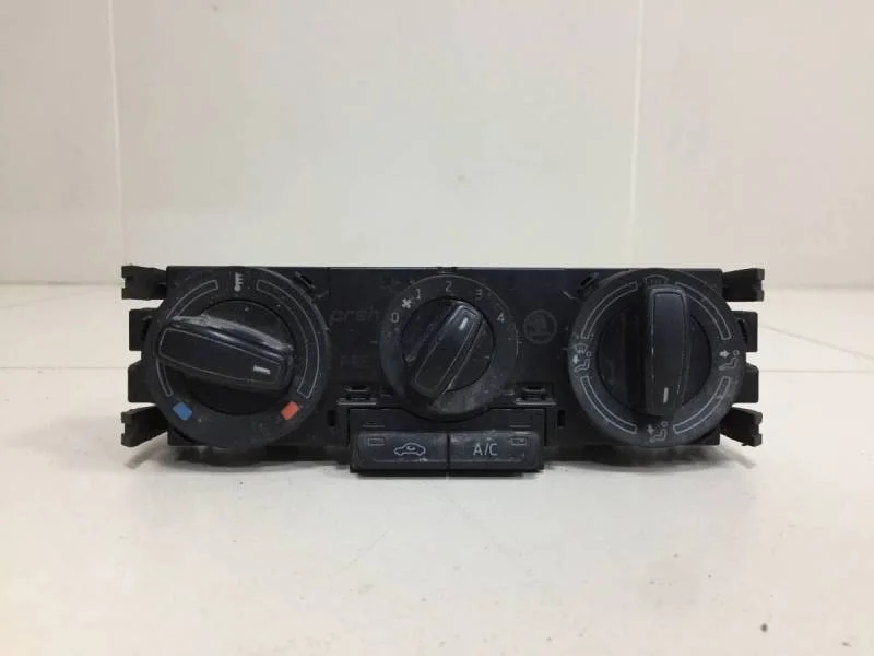 Блок управления отопителем Skoda Rapid 2012-2020