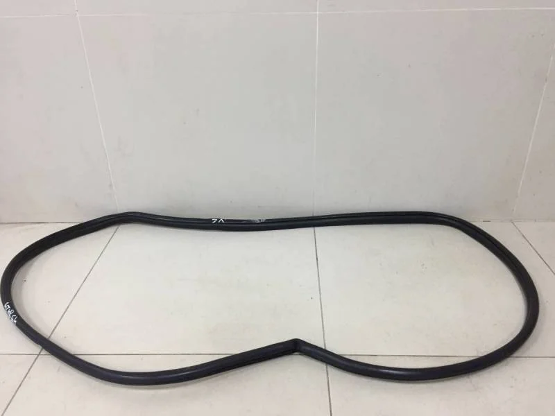 Уплотнитель проема двери задней левой Toyota Corolla E180 2013>