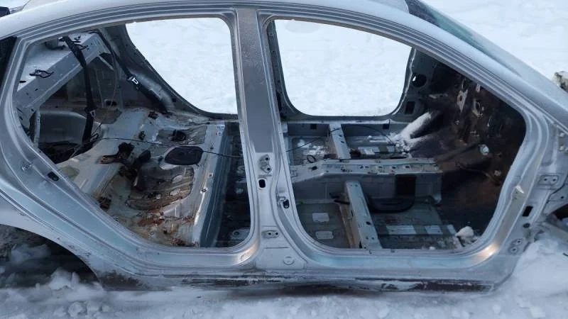 Порог со стойкой правый Hyundai Solaris 2010-2017