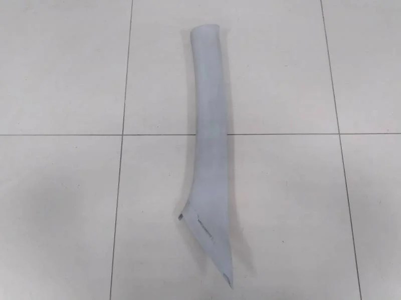 Обшивка стойки Skoda Rapid 2012-2020