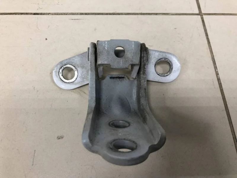 Петля двери передней левой верхняя Hyundai Elantra (MD) 2011-2016