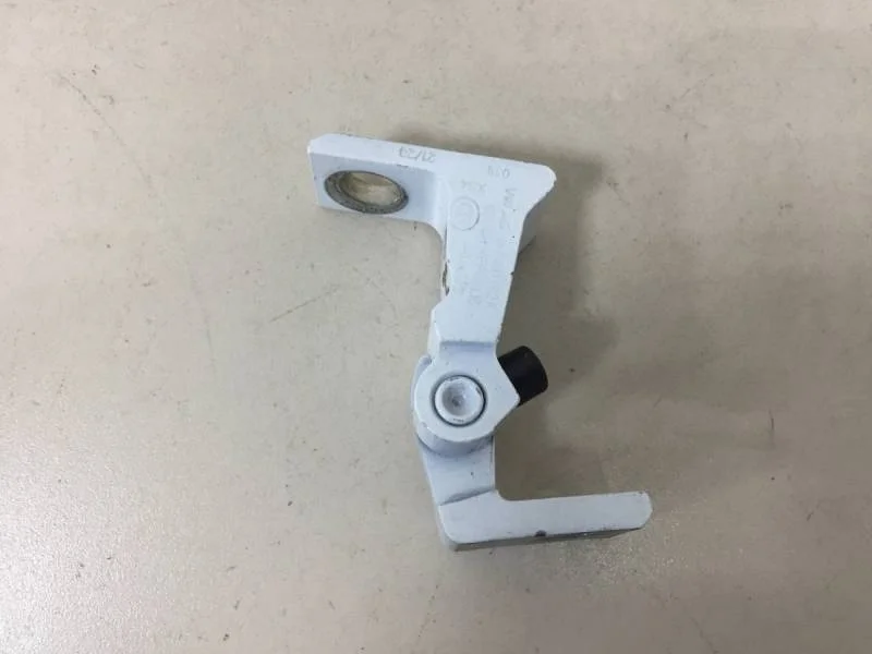 Петля двери Skoda Rapid 2019>