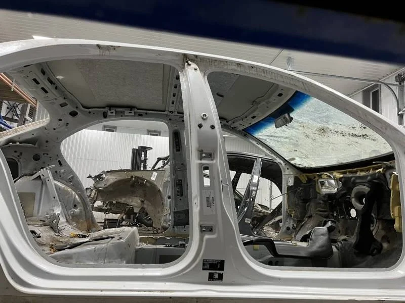 Порог со стойкой правый Skoda Rapid 2012-2020