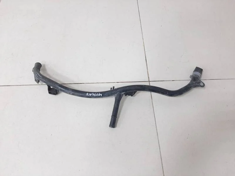 Тройник системы охлаждения Skoda Rapid 2019>