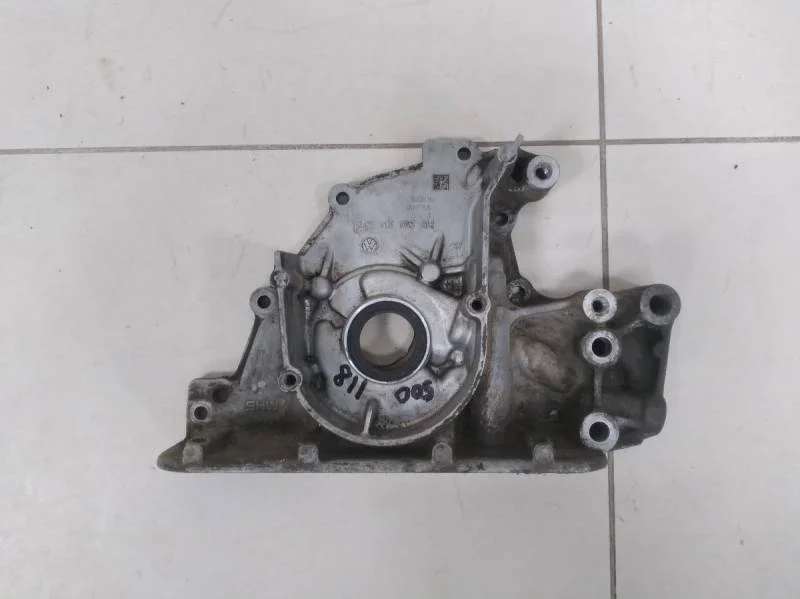 Насос масляный Skoda Rapid 2012-2020