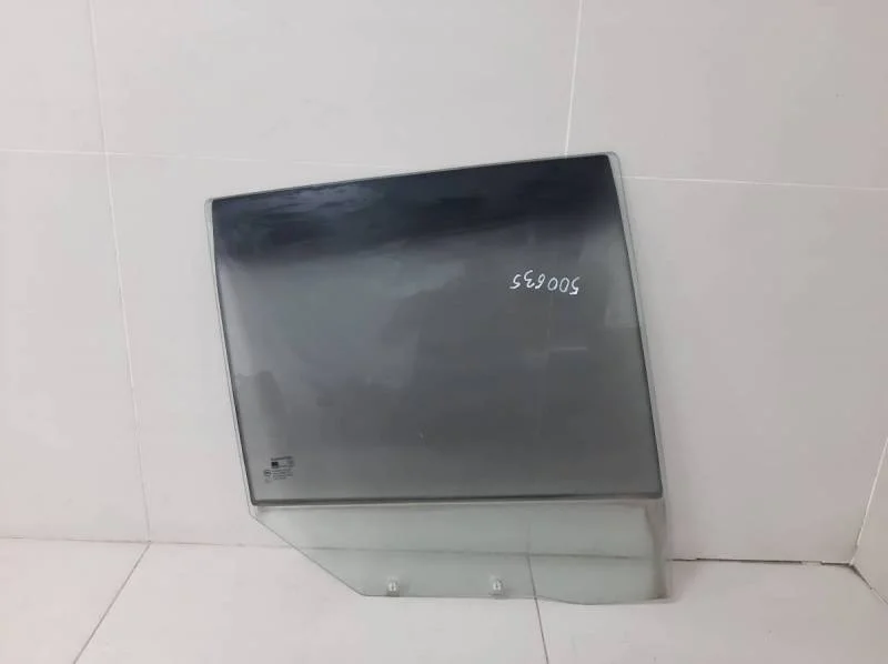 Стекло двери задней правой SsangYong Kyron 2005-2015