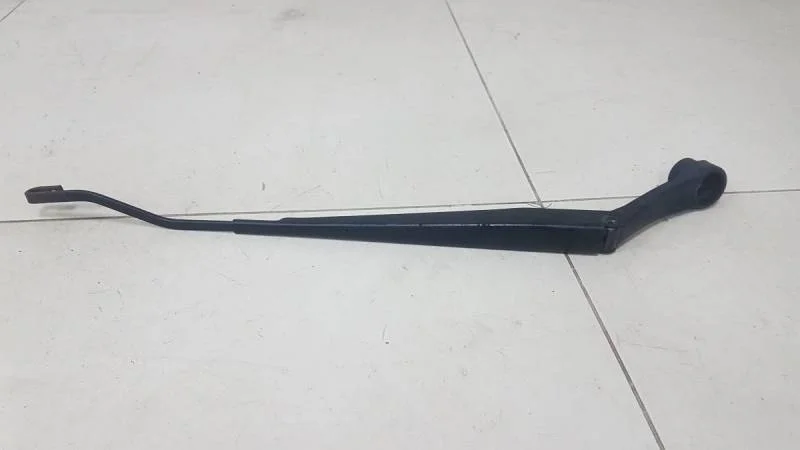 Поводок стеклоочистителя передний правый SsangYong Kyron 2005-2015