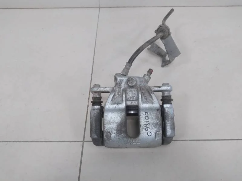 Суппорт передний левый Nissan Almera 3 (G11, G15) 2012>