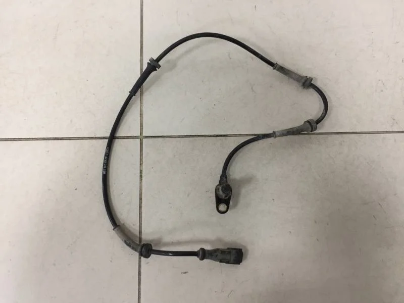 Датчик ABS задний Renault Duster 2012>