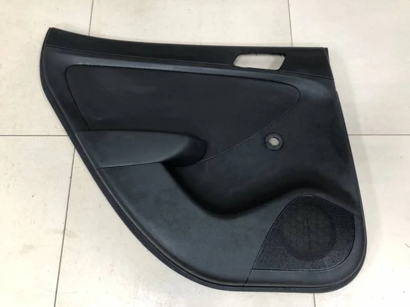 Обшивка двери задней левой Hyundai Solaris 2010-2017