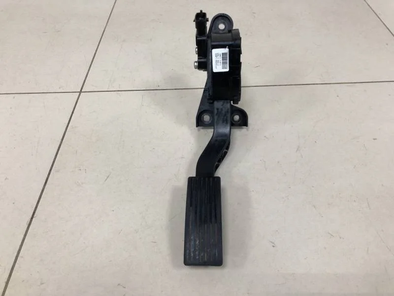 Педаль газа Hyundai Solaris 2010-2017