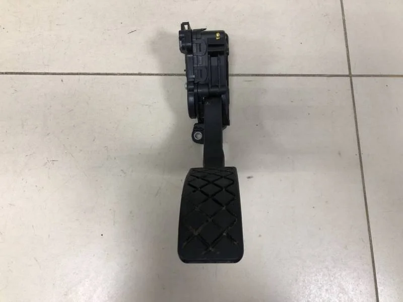 Педаль газа Skoda Fabia (5J) 2007-2014