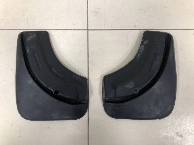 Брызговик задний левый Skoda Fabia (5J) 2007-2014