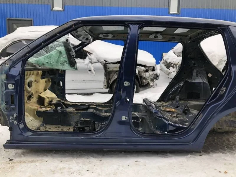 Порог со стойкой левый Skoda Fabia (5J) 2007-2014