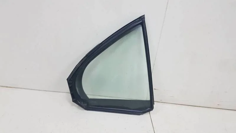 Стекло двери задней правой (форточка) Mitsubishi Lancer X (CX, CY)  2007>