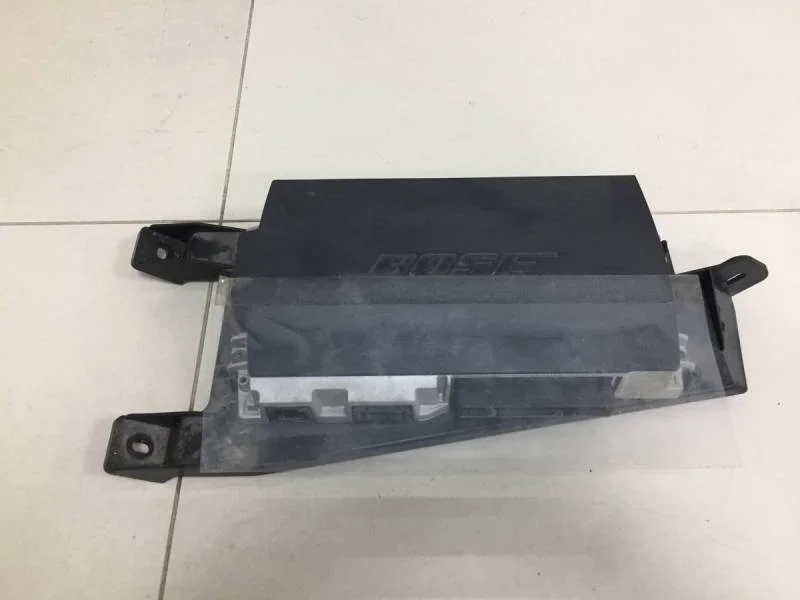 Усилитель акустической системы Audi A6 (C7) 2011>