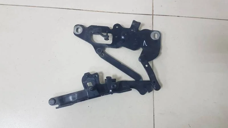 Петля капота левая BMW 7-Series F01  2008-2015