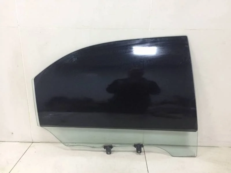 Стекло двери задней правой Hyundai Sonata 4 (EF,Tagaz) 2001-2012