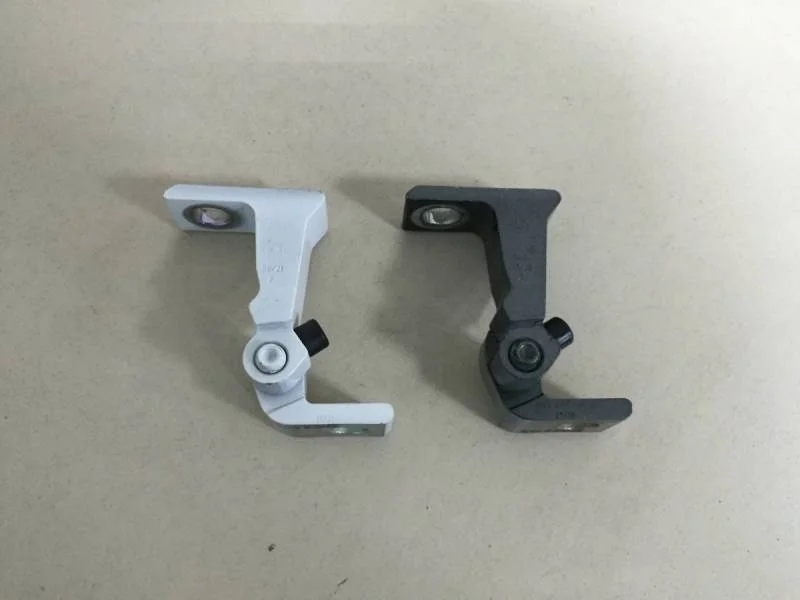 Петля двери Volkswagen Tiguan 2017>