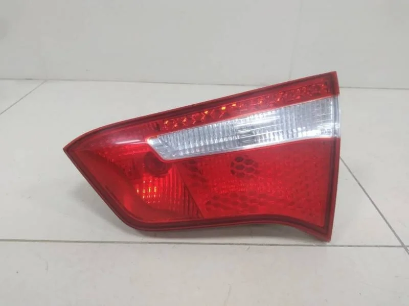 Фонарь задний внутренний правый Kia Rio 3 (UB) 2011-2017