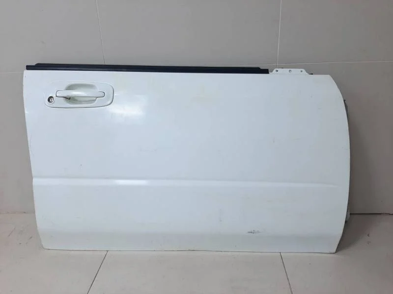 Дверь передняя правая Subaru Impreza (G11) 2000-2007