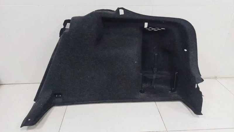 Обшивка багажника Skoda Rapid 2012-2020