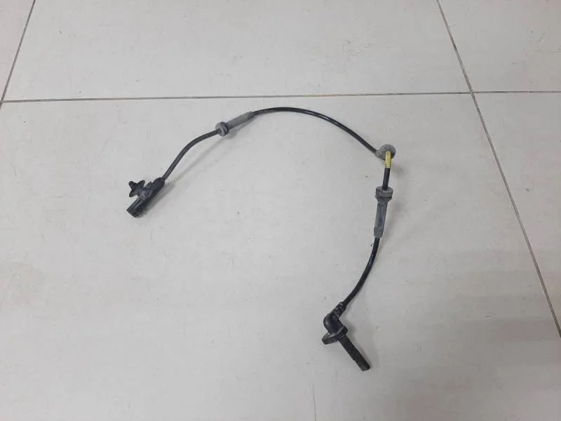 Датчик ABS передний Renault Logan (2) 2014>