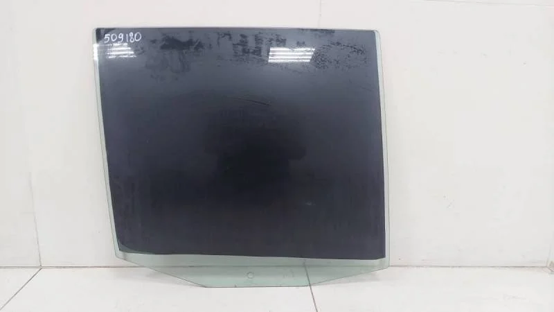 Стекло двери задней правой Ford Fusion (JU) 2002-2012