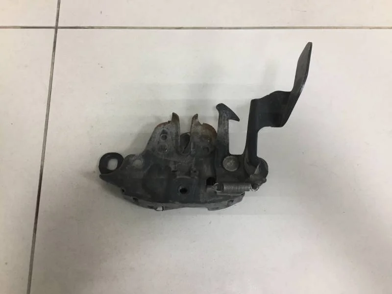 Замок капота Nissan Almera Classic (B10) 2006-2013