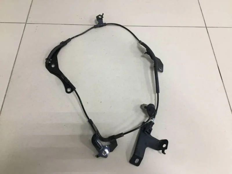 Датчик ABS передний правый Mitsubishi Pajero/Montero Sport (KS) 2015>