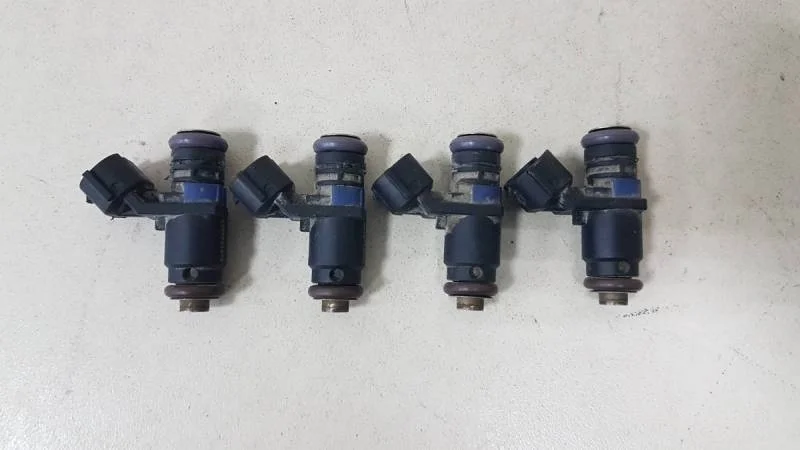 Форсунка инжекторная электрическая Skoda Rapid 2012-2020