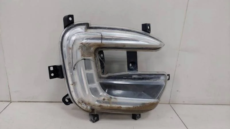Фара дневного света правая (ходовые огни) Renault Kaptur 2016>
