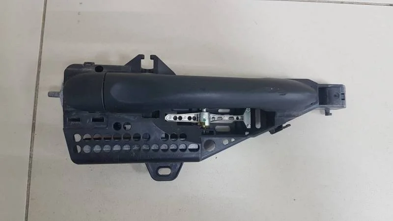 Ручка двери передней наружная правая Renault Kaptur 2016>