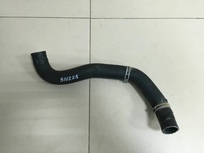 Патрубок радиатора охлаждения Renault Kaptur 2016>