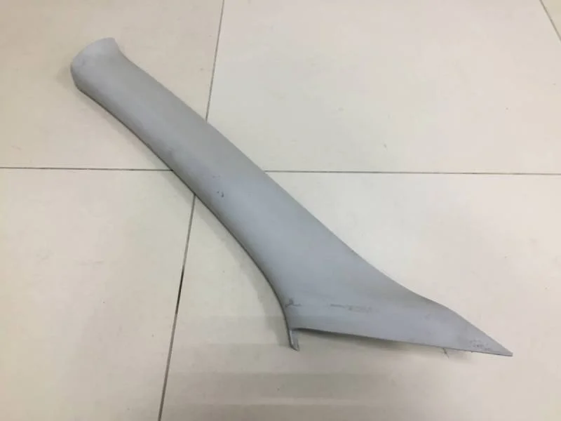 Обшивка стойки Skoda Rapid 2012-2020