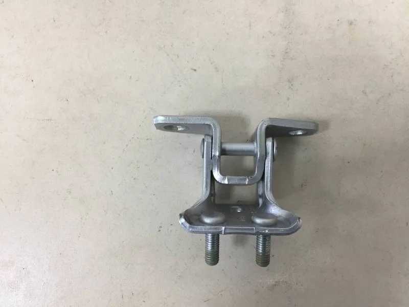 Петля двери задней правой верхняя Mitsubishi Outlander (GF) 2012>